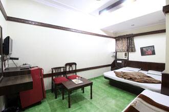 Hotel Hi Life, New Delhi 2